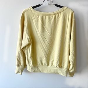 Women’s Lululemon sweatshirt size S